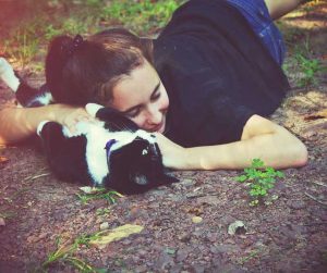 pretty-girl-and-cat-1